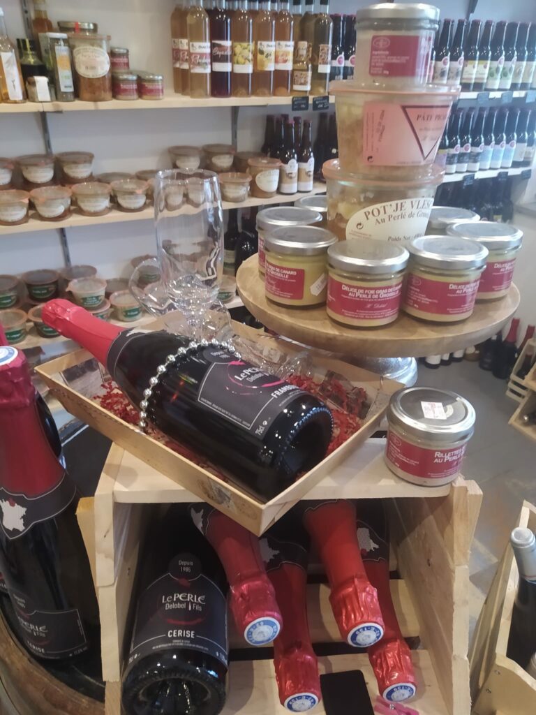 Lire la suite à propos de l’article Epicerie Fine – Gamme Perlé à découvrir ou à Offrir. Mais c’est quoi Le Perlé ? Du Champagne ?